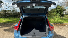 Volvo XC40 2.0 B3P Ultra Dark 5dr Auto Petrol Estate